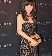 透视美女明星,揭秘透视美女明星的时尚风采